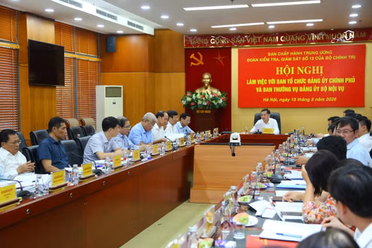 Đoàn kiểm tra Bộ Chính trị ghi nhận kết quả vận hành chính quyền 2 cấp của Bộ Nội vụ
