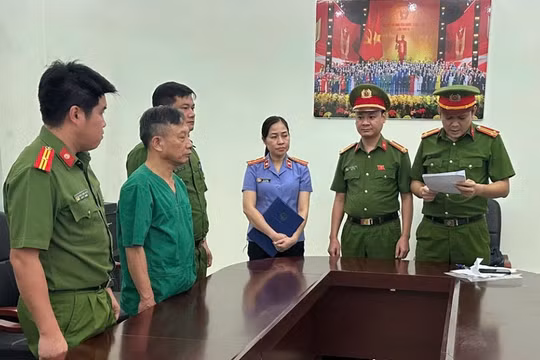 Hé lộ nguyên nhân Giám đốc Bệnh viện Chỉnh hình và Phục hồi chức năng Tam Điệp bị bắt