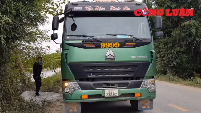 khoai chau hung yen xe qua kho qua tai ngang nhien long hanh hinh 6