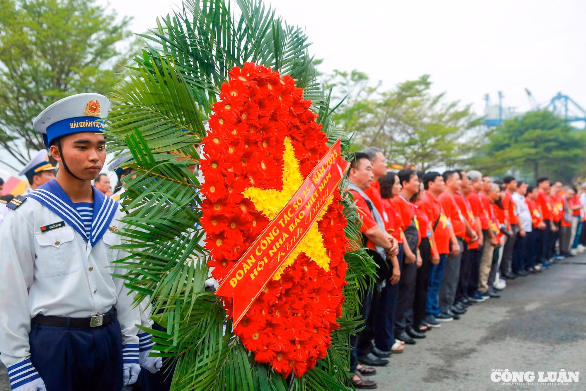 tưởng niệm _1