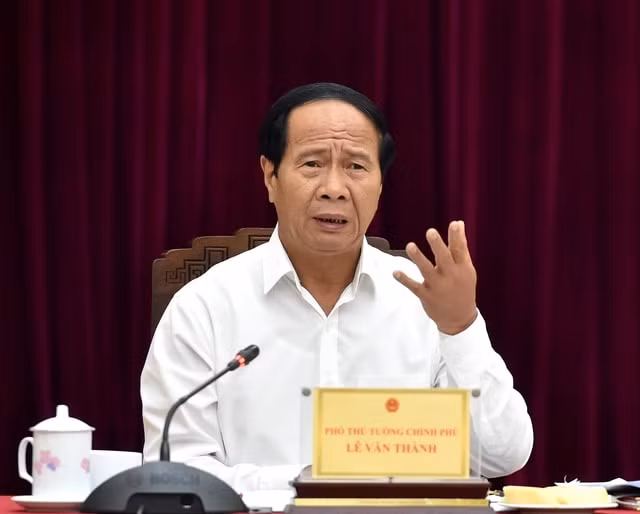 pho thu tuong le van thanh ra toi hau thu cho thu phi tu dong khong dung hinh 3