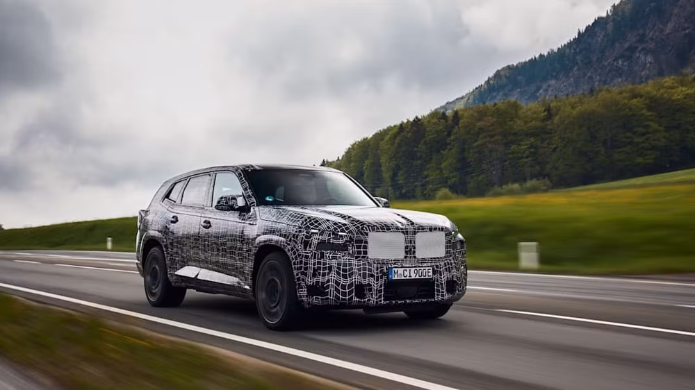 lo dien hinh anh nguyen mau cua suv co lon bmw xm hinh 1