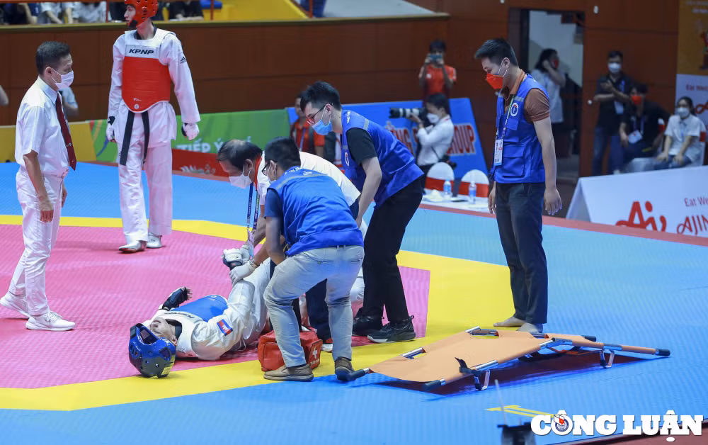 hinh anh vo si cua campuchia bi ha do van tai ban ket doi khang taekwondo hinh 5
