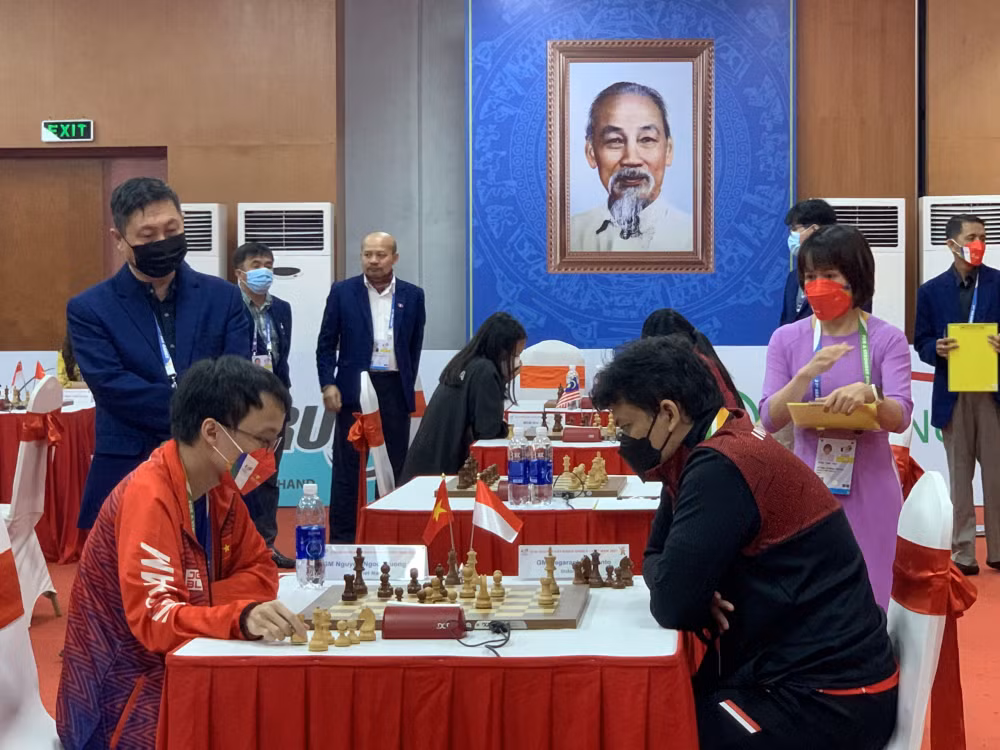 vo chong truong son thao nguyen gianh hcv sea games 31 hinh 1