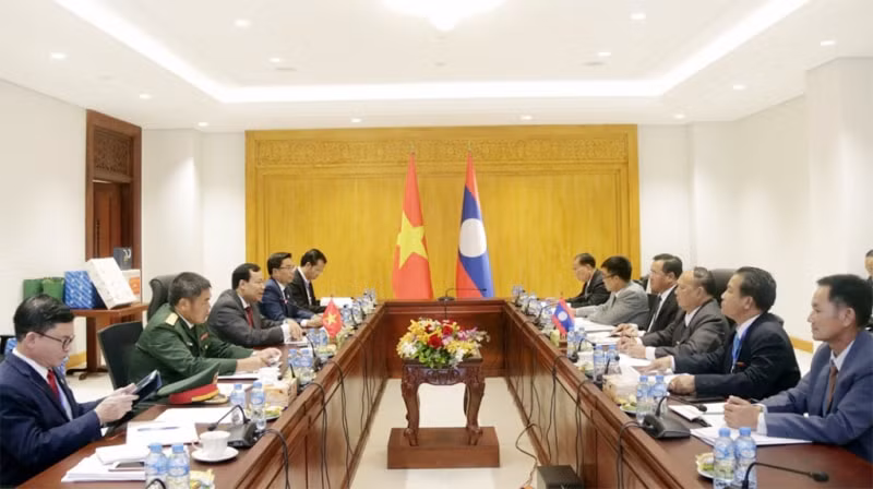 chu nhiem uy ban quoc phong va an ninh hoi dam voi chu nhiem uy ban quoc phong va an ninh quoc hoi lao hinh 1
