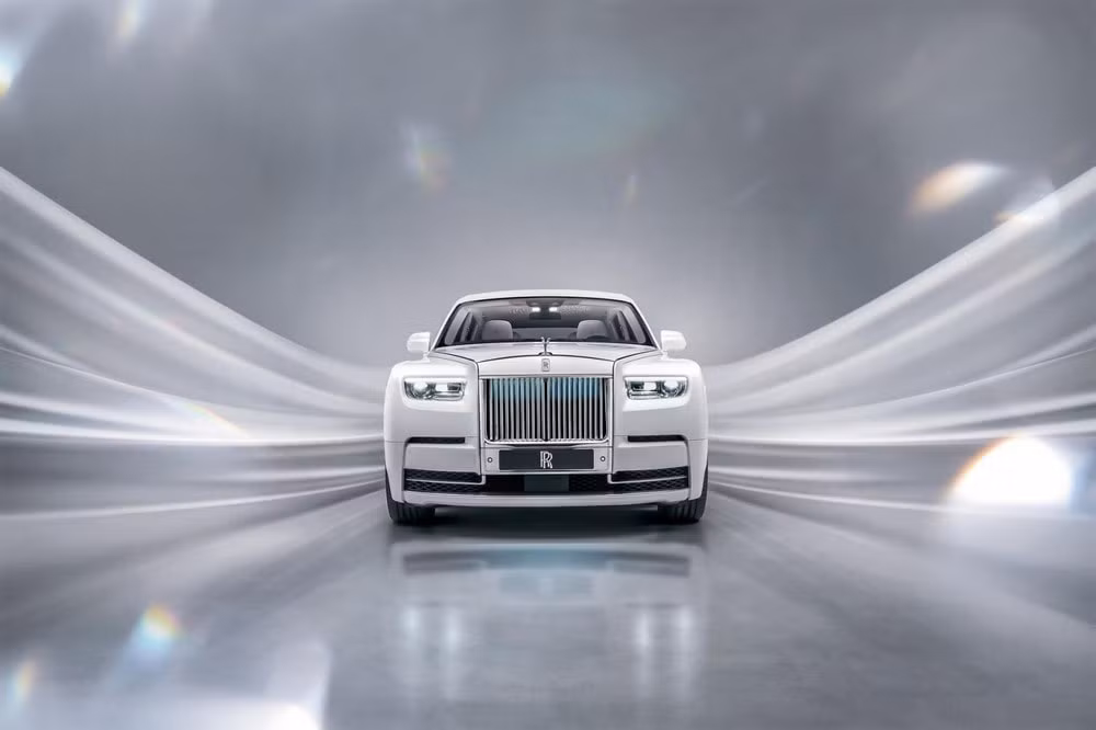 xe sieu sang rolls royce phantom 2023 duoc trang bi luoi tan nhiet phat sang hinh 1
