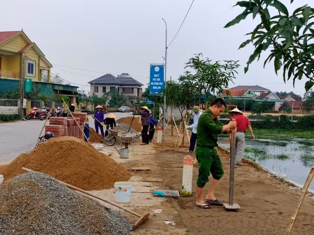 nghi xuan ha tinh xuan hoi quyet tam dat xa nong thon moi nang cao hinh 1