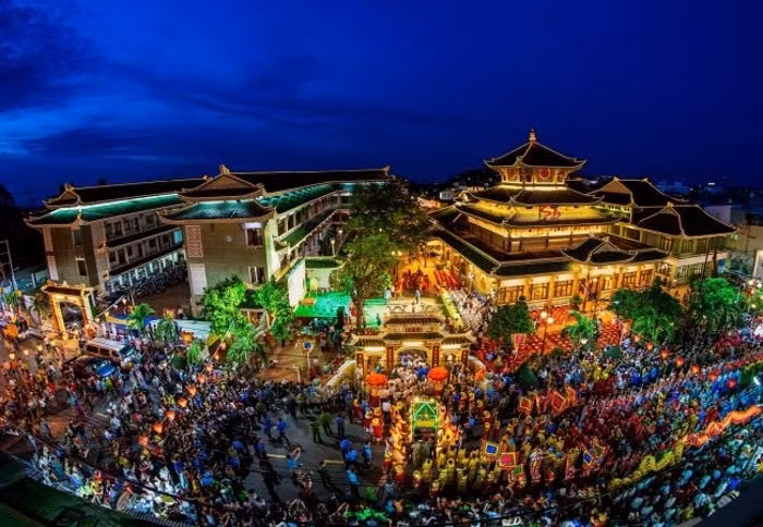 se dua le hoi via ba chua xu nui sam vao danh sach di san phi vat the cua nhan loai hinh 1