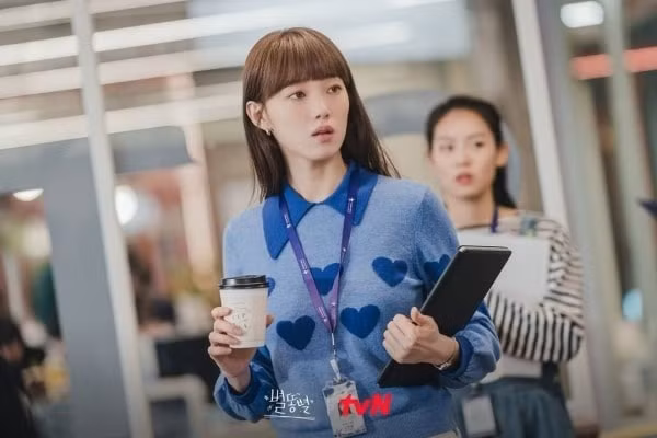 shooting star dai mat khan gia bang gu thoi trang cong so cua oh han byul hinh 5