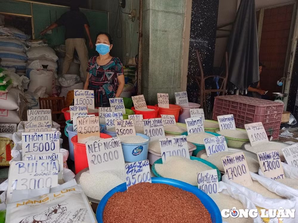 xang tang hang hoa tang theo tieu thuong gong minh cat bot lai hinh 2