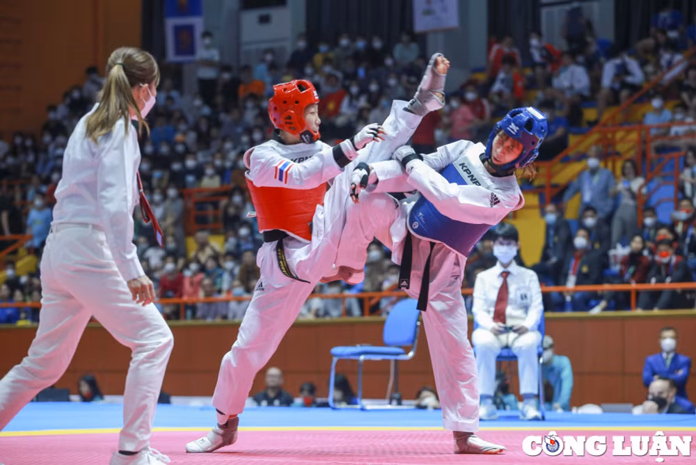 nhung hinh anh an tuong cua taekwondo viet nam tai sea games 31 trong ngay 17 5 hinh 2