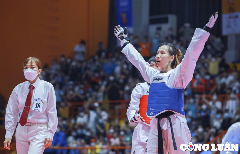 nhung hinh anh an tuong cua taekwondo viet nam tai sea games 31 trong ngay 17 5 hinh 10