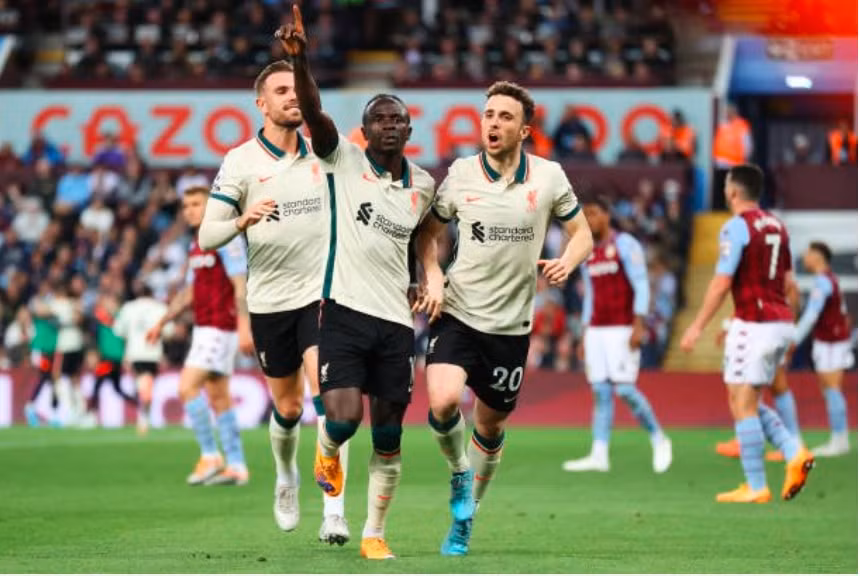 danh bai aston villa 2 1 liverpool song lai hy vong vo dich ngoai hang anh hinh 2