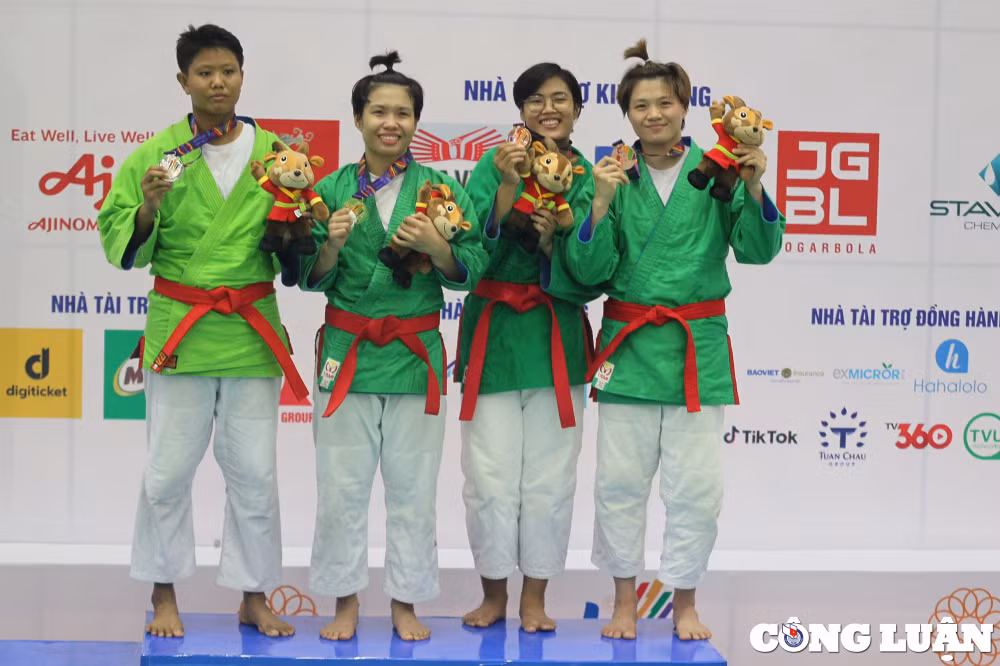 doi tuyen kurash viet nam gianh 7 hcv trong 8 bo huy chuong tai sea games 31 hinh 6