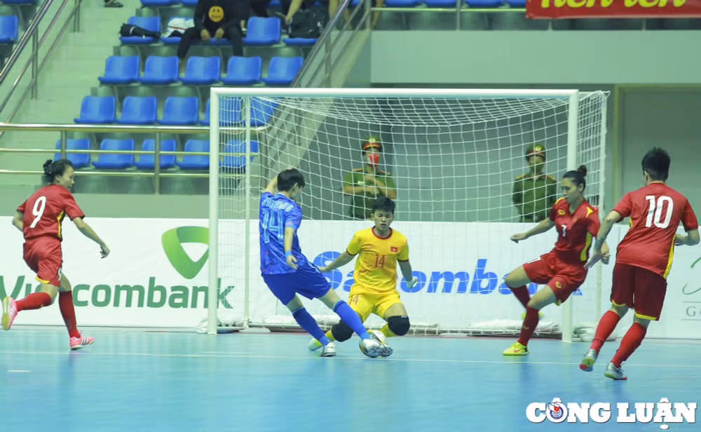 futsal nu gianh hcb sau khi de thua sat nut thai lan 1 2 hinh 6