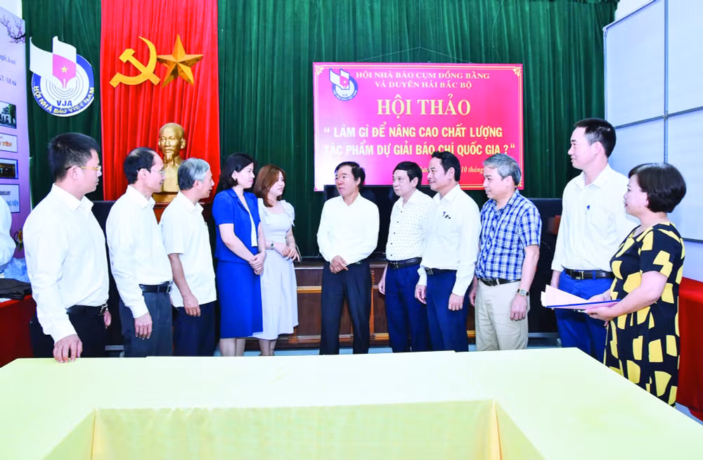 danh thuc khat vong co tac pham chat luong cao du giai bao chi quoc gia trong tung phong vien hinh 2