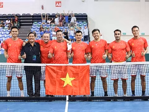 Đội tuyển Davis Cup Việt Nam được nhận thưởng 25.000 USD với chức vô địch trên đất Singapore. Ảnh: TT