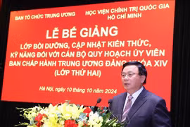 Cán bộ quy hoạch Ủy viên Trung ương Đảng cần gương mẫu, không ngại khó khăn, thử thách