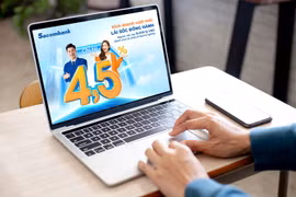 Sacombank đồng hành cùng khách hàng, chung tay vì cộng đồng