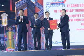 Chủ tịch Quốc hội Trần Thanh Mẫn dự Lễ công bố Nghị quyết của Quốc hội về thành lập thành phố Huế trực thuộc Trung ương