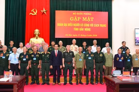Bộ Quốc phòng gặp mặt Đoàn đại biểu người có công với cách mạng tỉnh Đắk Nông