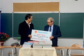 Tăng cường hợp tác giáo dục và thúc đẩy việc dạy học tiếng Việt cho người Việt Nam tại Ba Lan, Hungary