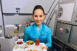 Vietnam Airlines đưa đặc sản mận hậu Sơn La lên các chuyến bay