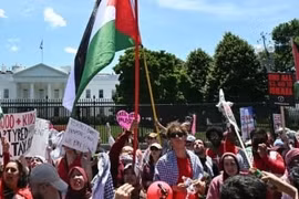 Hàng nghìn người biểu tình trước Nhà Trắng, yêu cầu chấm dứt chiến tranh ở Gaza