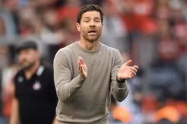 Xabi Alonso quá đắt đỏ