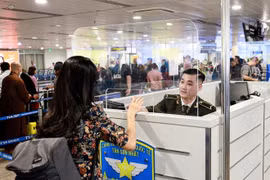 Gần 4 triệu hành khách di chuyển quan cảng hàng không Tân Sơn Nhất