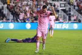 Messi lên tiếng về việc giải nghệ trong thời gian tới