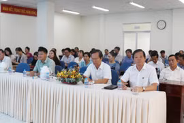 Gần 100 hội viên học tập chuyên đề làm theo tư tưởng, đạo đức, phong cách Hồ Chí Minh