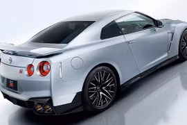 Ngắm phiên bản nâng cấp của Nissan GT-R