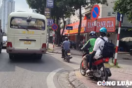 Chạy xe ôm công nghệ ngày Tết, thu nhập hàng triệu đồng/ngày