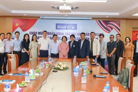 Thời báo Ngân hàng trao đổi kinh nghiệm về phát triển báo chí với đoàn công tác Hội Nhà báo Thái Lan