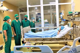 Hai ca ghép thận từ người cho chết não ở Bệnh viện Xanh Pôn xuất viện