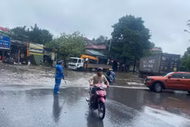 Hạn chế phương tiện lưu thông qua đường 70 thuộc quận Hà Đông, Hà Nội