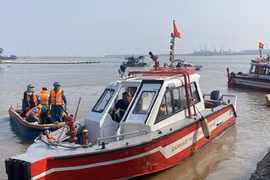 Kiểm tra toàn diện các tuyến vận tải thủy nội địa, vận tải khách từ bờ ra đảo