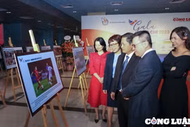 Lễ trao giải ảnh 'Khoảnh khắc Báo chí' năm 2024