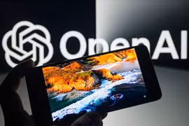 Công ty Trung Quốc 'vượt mặt' OpenAI khi cho ra mắt mô hình biến văn bản thành video