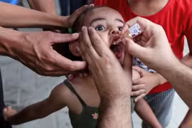 WHO vượt mục tiêu tiêm vắc xin bại liệt cho trẻ em Gaza