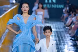 Bùi Khâu Minh Triết - Nam vương “nhí” đắt show trước ngày đi chinh chiến quốc tế