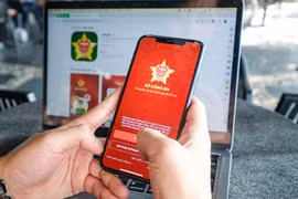 Thủ tướng yêu cầu tích hợp ứng dụng VNeID với các dịch vụ ngân hàng, giáo dục, y tế