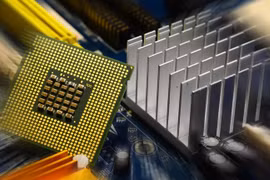 Trung Quốc đặt cược sản xuất chip thế hệ mới bất chấp sự kiềm chế của Mỹ