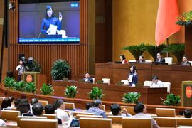 Đề xuất cấm thuốc lá điện tử và thuốc lá nung nóng