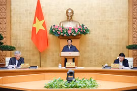 Thủ tướng Phạm Minh Chính: Giữ nhịp phát triển trong năm 2025, phấn đấu tăng trưởng khoảng 8%