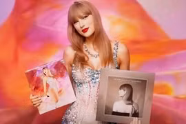 Sách của Taylor Swift bán chạy thứ 2 chỉ sau hồi ký của cựu Tổng thống Obama