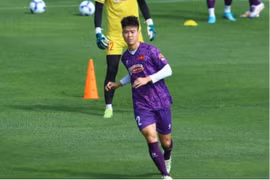 Duy Mạnh đeo băng đội trưởng tuyển Việt Nam ở AFF Cup 2024