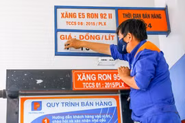 Bộ Công Thương đề xuất doanh nghiệp tự quyết giá xăng dầu