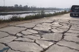 Hà Nội nghiêm cấm xe vượt quá tải trọng đi trên hệ thống thủy lợi sông Nhuệ